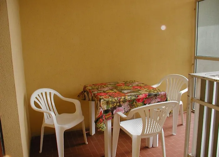 Valbella Con Piscina