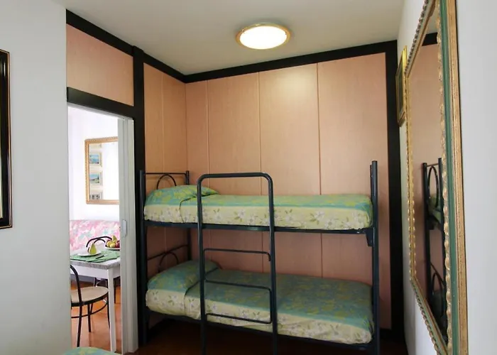 Appartamento Valbella Con Piscina Bibione