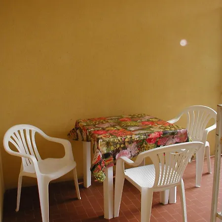 Valbella Con Piscina Immobiliare Friuli
