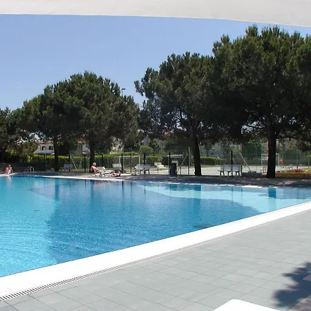 Valbella Con Piscina Μπιμπιόνε